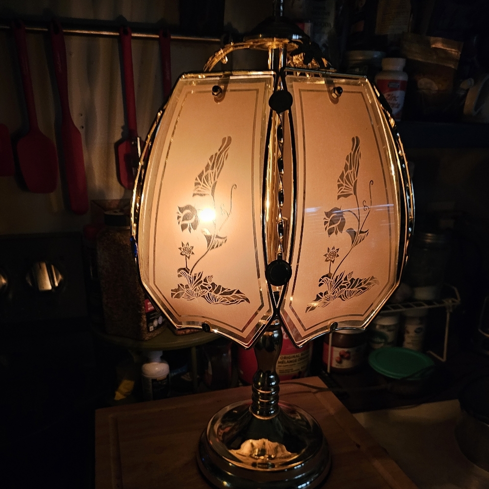 Vintage Tri-Light Touch Lamp